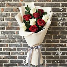 Букет цветов из:  Розы в Армянске