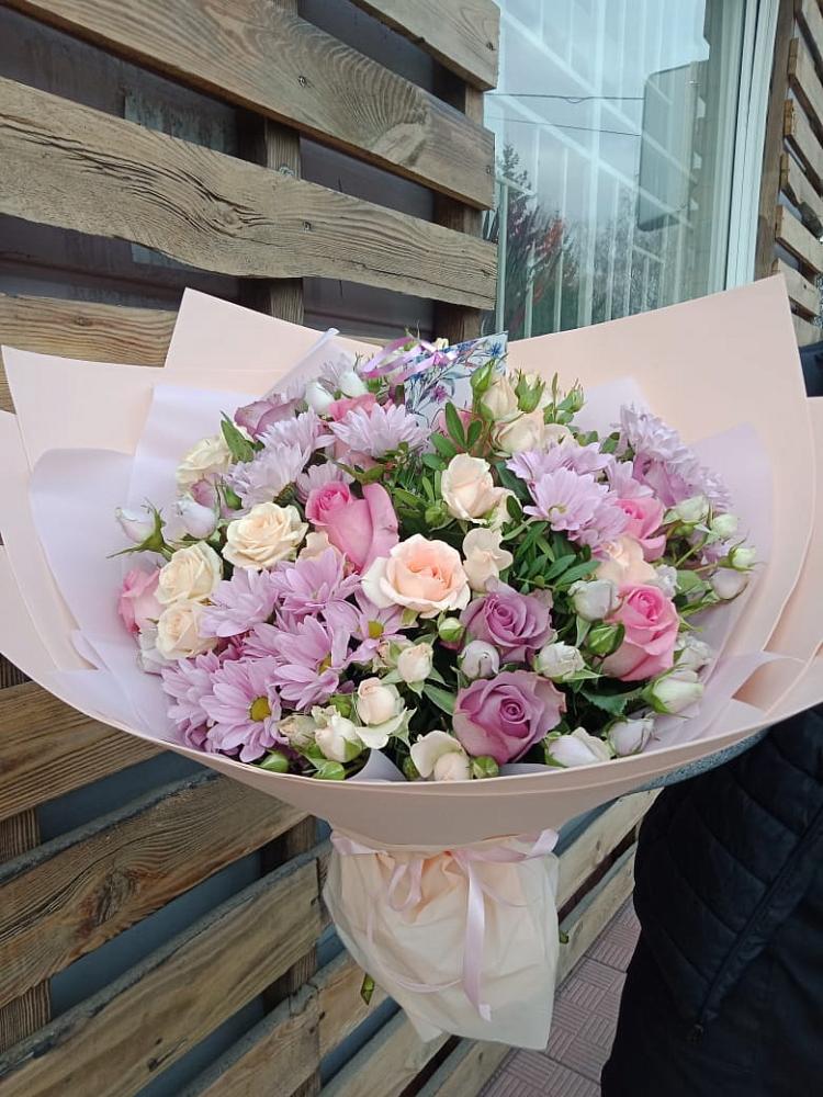 Букет цветов из: Розы и Хризантемы в Армянске