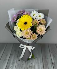 Букет цветов из:  Розы, Герберы и Хризантемы в Армянске