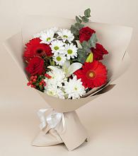 Букет цветов из:  Розы, Хризантемы, Герберы и Лилии в Армянске