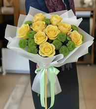 Букет цветов из:  Хризантемы и Розы в Армянске
