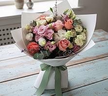 Букет цветов из:  Розы, Лизиантусы и Гвоздики #REPLACE_PRED# Армянске