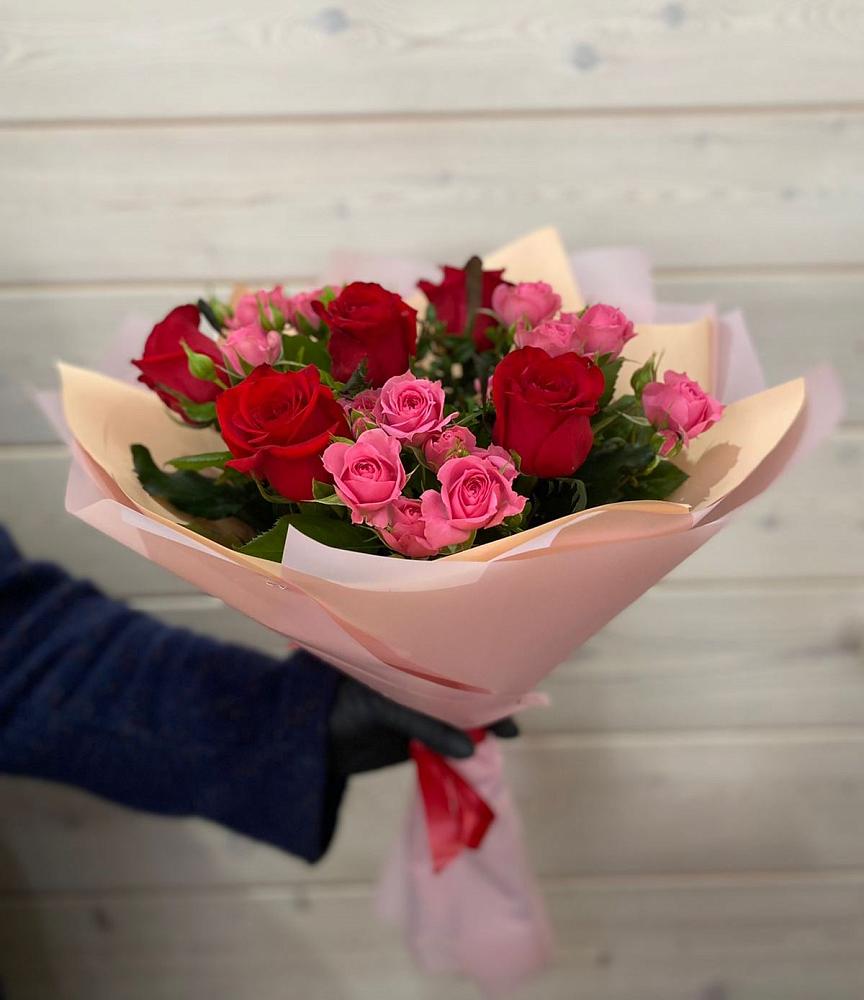 Букет цветов из: Розы в Армянске