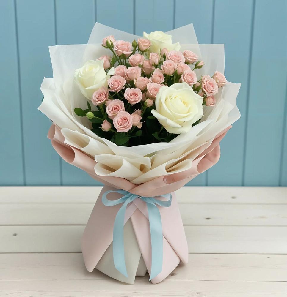 Букет цветов из: Розы в Армянске