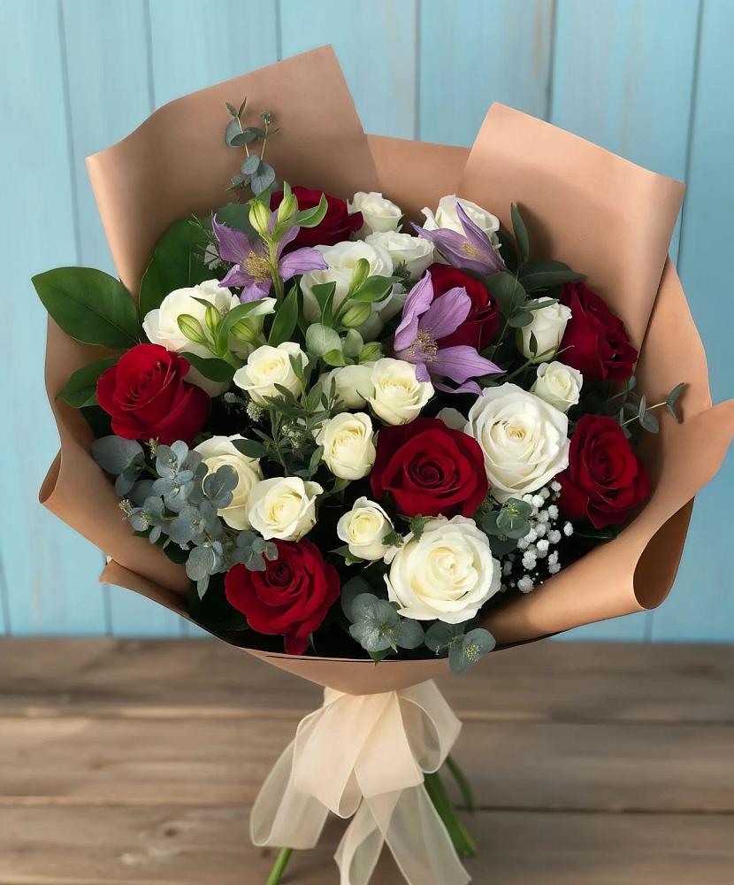 Букет цветов из: Розы и Альстромерии в Армянске