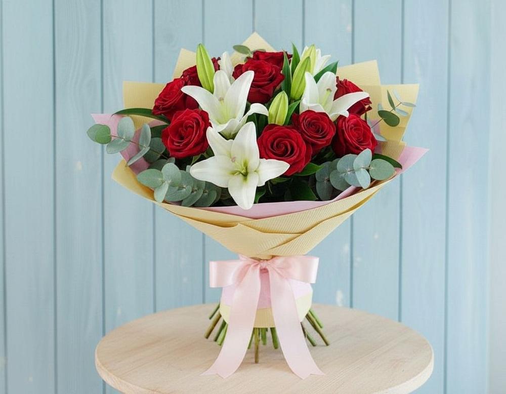 Букет цветов из: Лилии и Розы в Армянске